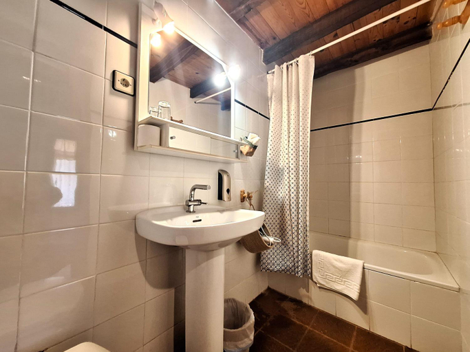Bathroom 3, Casa Simon, Palencia