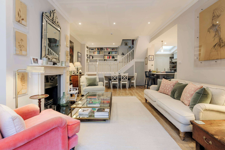 Others 5, Divine Mews House - South Kensington, London