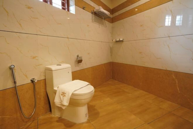 Bathroom 4, Grand Residency & Resort, Thiruvananthapuram