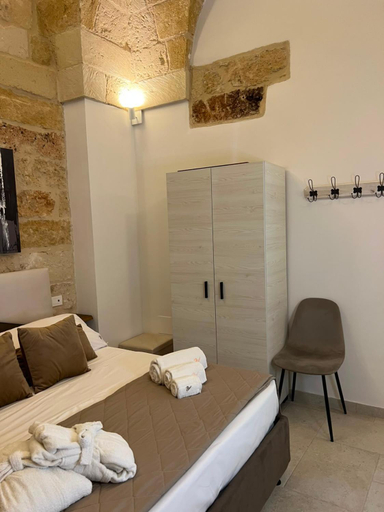 Bedroom 2, AvVolta nel Salento - Room & Relax, Brindisi