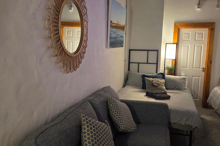 Room 5, Beachfront Studio Suite Downhill, Causeway Coast and Glens
