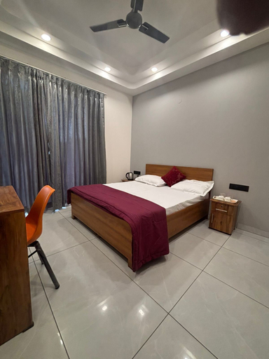 Room 3, Hotel Venezia Grand, Gurgaon