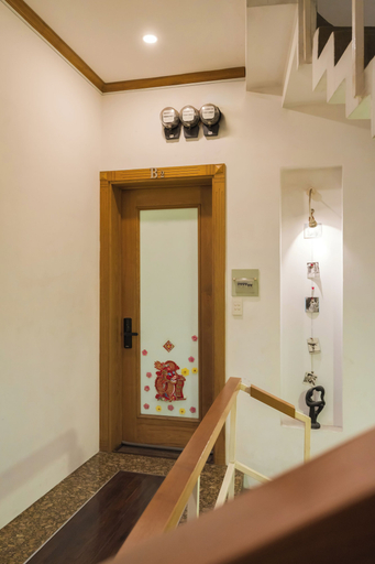 Interior 3, Ember House Saigon, District 3