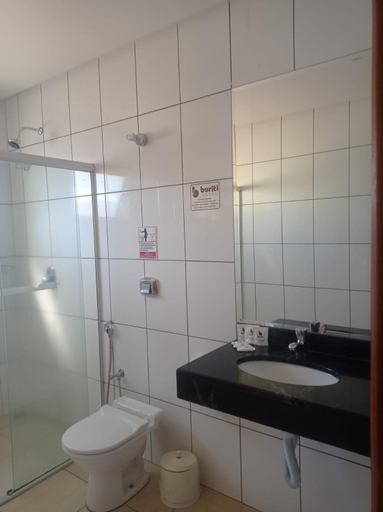 Bathroom 2, Buriti Hotel, Jataí