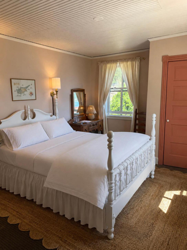 Bedroom 4, Orcas Hotel, San Juan