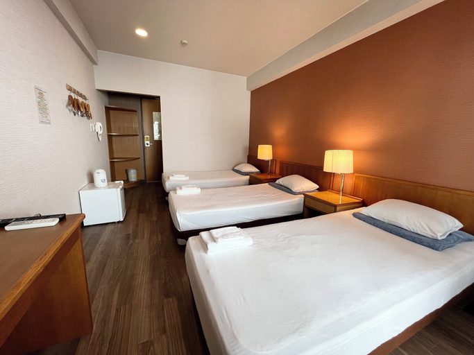 Room 2, Enagic OKinawaInternational Youth Hostel, Naha
