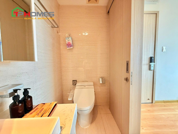 Bathroom 5, TPHomes New City, District 2