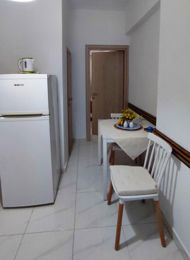 Others 5, Little Hause, Central Macedonia