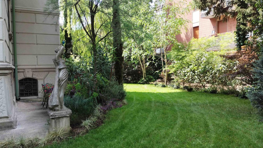 Others 4, NOBILI LIBARDI - VILLA BASEVI, Verona