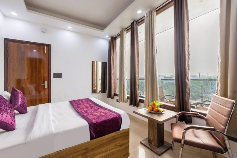 Room 2, Grand Aura Noida, Gautam Buddha Nagar