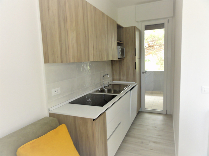 Interior, Bright Flat in a Villa With Shared Pool, Venezia