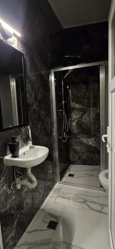 Bathroom, Avci Pansiyon, Fatih