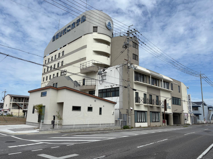 Others 5, 彦根びわこホテル裏のマンション 一室貸し切り50台無料駐車場付き台所ありBbQ可 ペット同伴可, Hikone