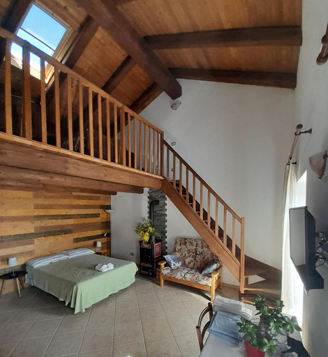 Others 5, B&B Le Mimose, Torino