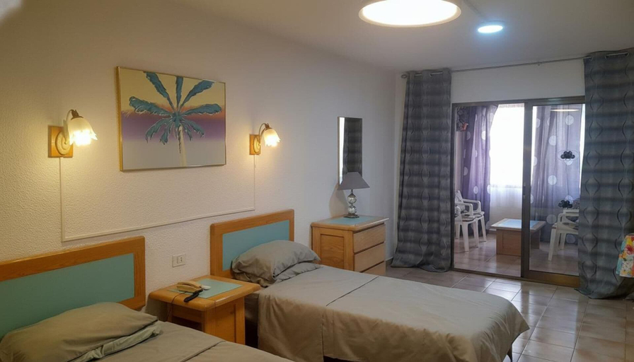 Room 3, Homestay Studio in Los Cristianos, Santa Cruz de Tenerife