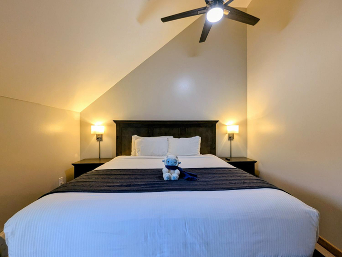 Bedroom 3, Buffalo Lodge 8412, Summit
