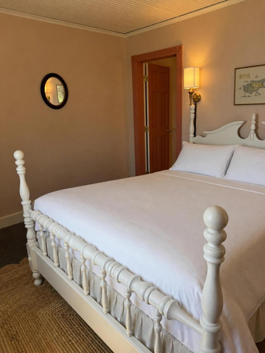 Bedroom 3, Orcas Hotel, San Juan