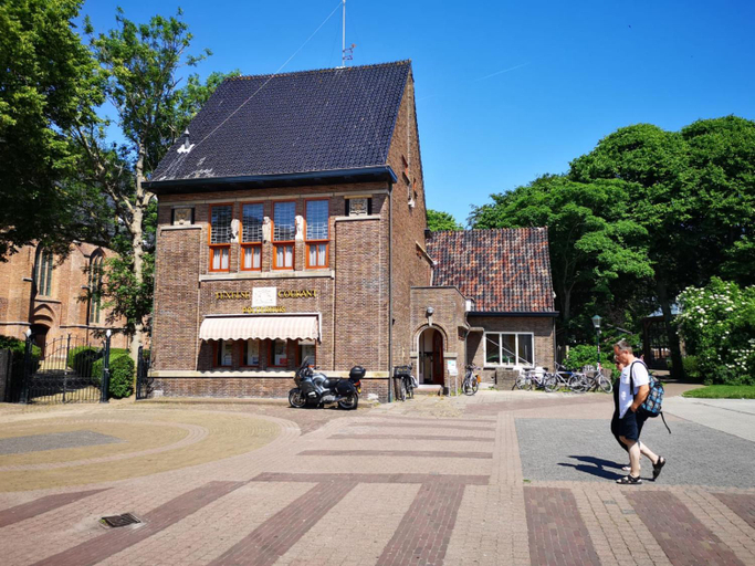 Others 4, Het Polderhuis, Texel