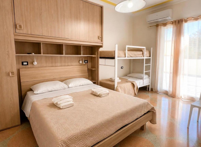 Bedroom 2, Tina's House Luxury Room, Lecce