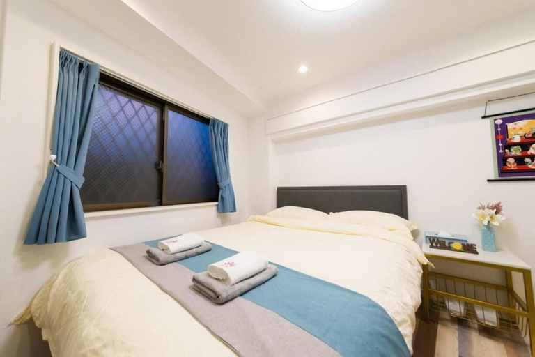 Room 5, HighFive Guest house, Kita