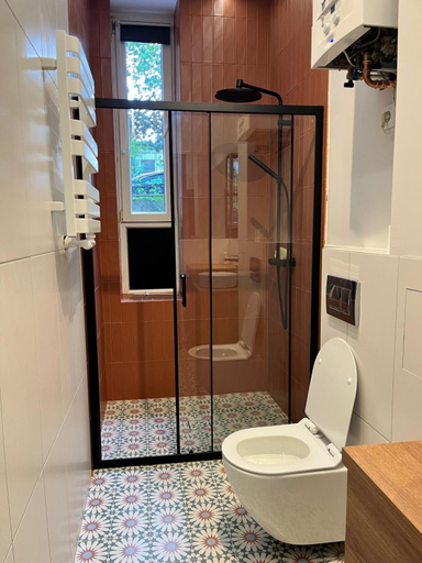 Bathroom 2, Brick and Wood Apartments, Bydgoszcz City