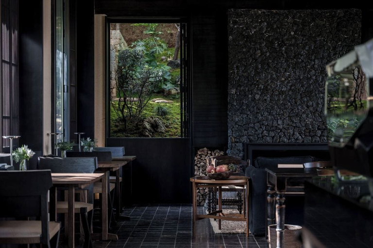 Dining 3, MistyHues DawnGreen, Lijiang