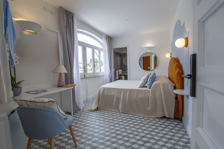 Bedroom 4, CASA LUCIA RELAXING ROOMS, Napoli