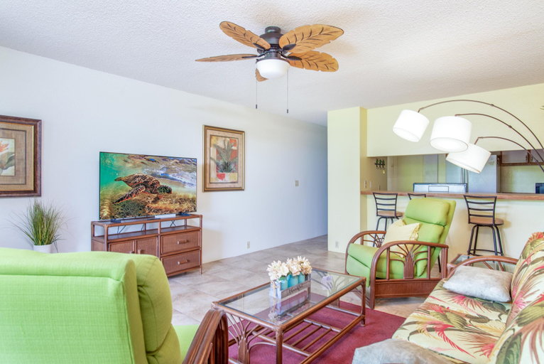 Living area 2, Kailua Bay Resort#4-204, Hawaii