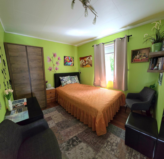 Bedroom 2, Gjesterom til leie i et privat hus 250 moh, Ringsaker