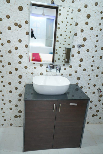 Bathroom 4, Hotel Pearl Heritage, Jaipur