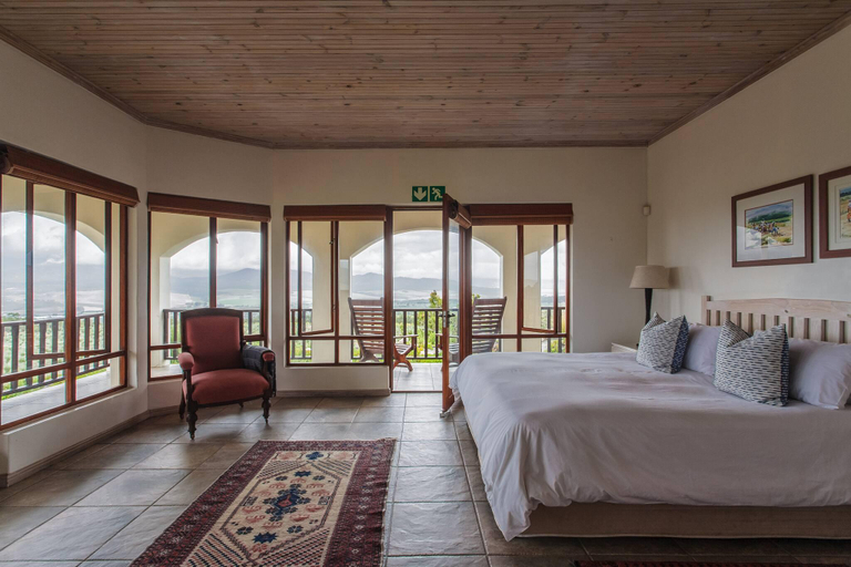 2, Barton Hammerkop Villa nr Hermanus - HotTub Pool, Overberg