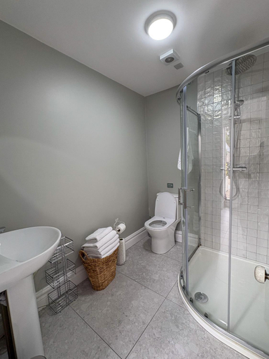 Bathroom, Westfield Barn