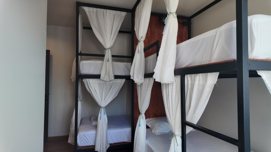 Room 4, Blend Hostel, Phuket Island