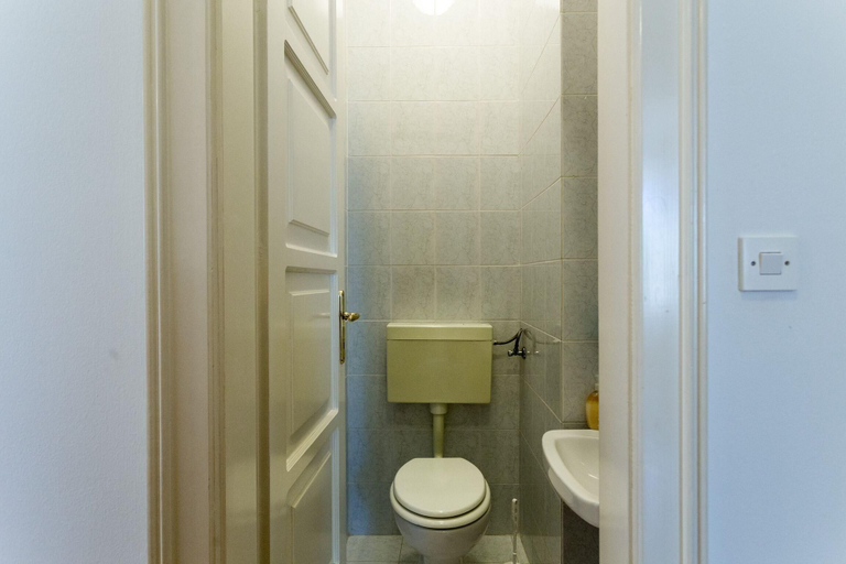 Bathroom 3, Hedera Estate, Hedera A27, Dubrovnik