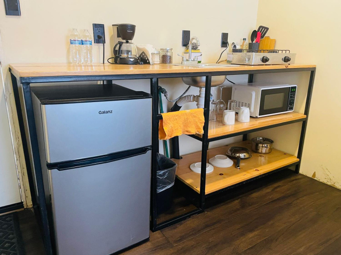 Kitchen 5, Estudios Pinos, Tijuana