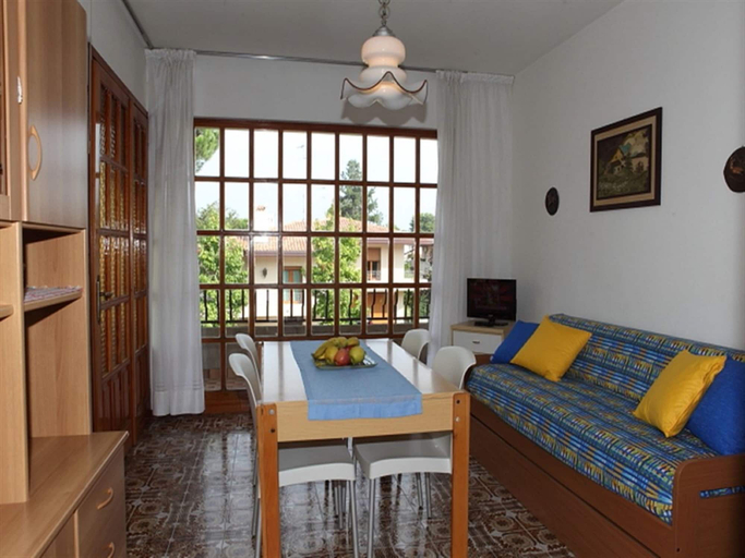 Primary image, Colorful Apartment in a Villa, Venezia
