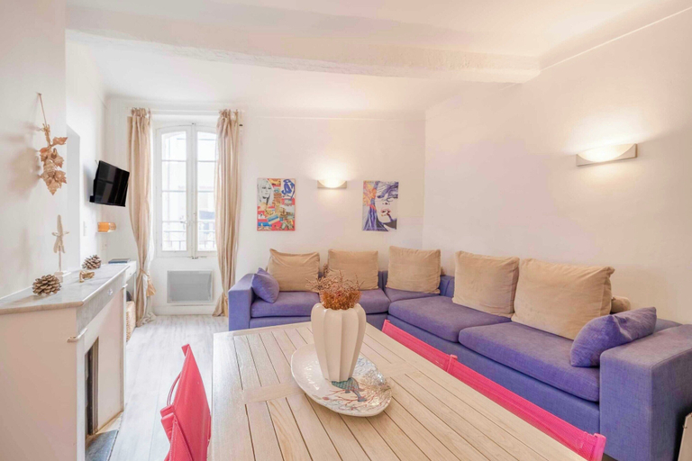 Living area 2, Charming Apartment - 1BR - 2P - Saint-tropez, Var