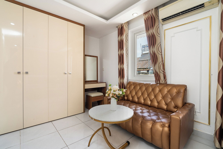 Others 5, Galaxy Hotel & Apartment Near SECC, District 7