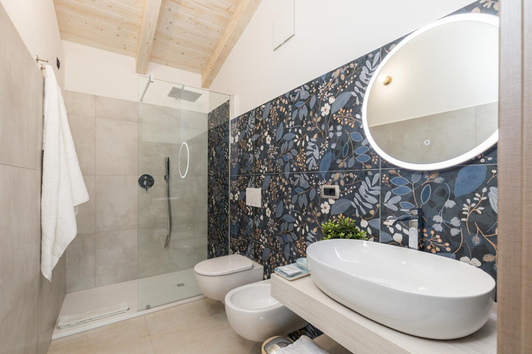 Bathroom 5, Residence Villa Giulia, Ogliastra