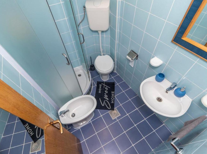 Bathroom 4, Apartmani Jadranovo Mare, Crikvenica