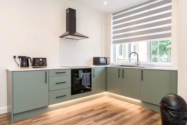 Private kitchen, Trendy Loft Apartment - Near DMu & City Centre, Leicester