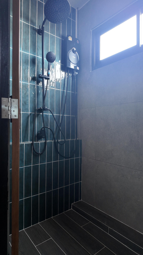 Bathroom 5, Blend Hostel, Phuket Island