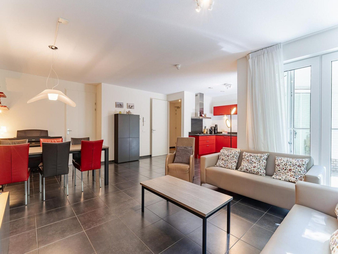 Others 4, Spacious Apartment in Koudekerke With Terrace, Veere
