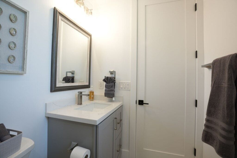 Others 2, 4 bedroom, 2 bathrooms, Orange