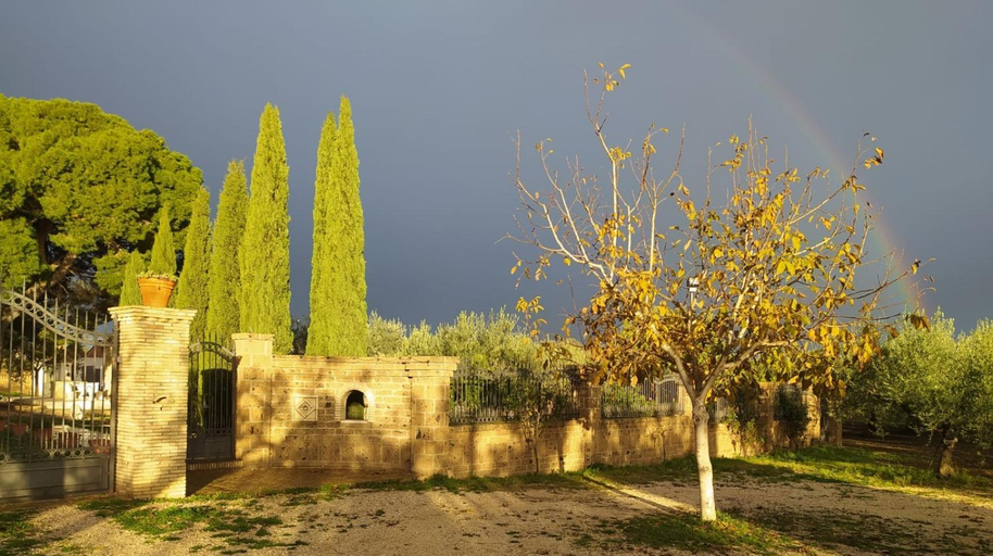 Others 3, Le Tre Lune B&B, Foggia