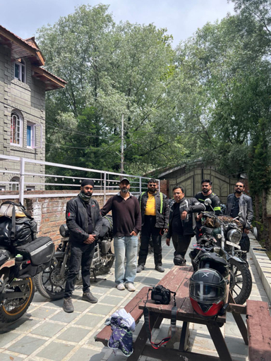 Others 4, Urban Den, Srinagar