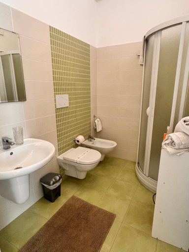Bathroom 2, Petali Rosa- Dimora Orizzonte vista mare, Bari