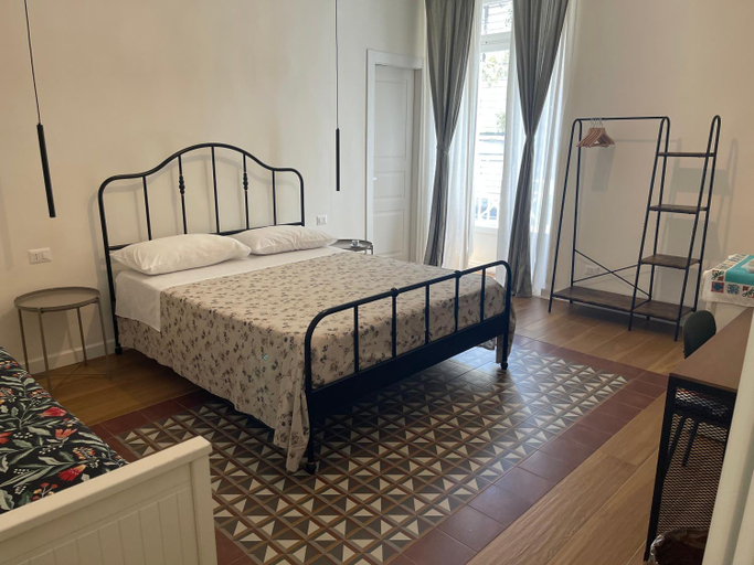 Bedroom 2, Casa Duchesca, Napoli