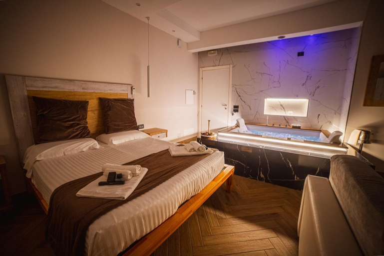 Bedroom 2, Suite Pizzo jacuzzi rooms, Vibo Valentia