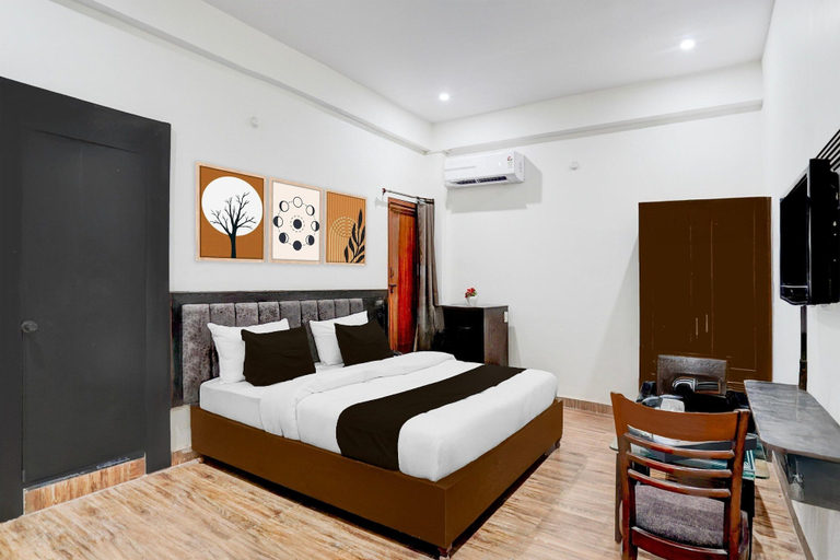 Room 5, Palette Hotel and Resort Sarnath Temple, Varanasi